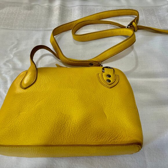 Yellow Leather Bobo Bags CA Crossbody Bag. - Zip w/Cloth Lining - Picture 2 of 8